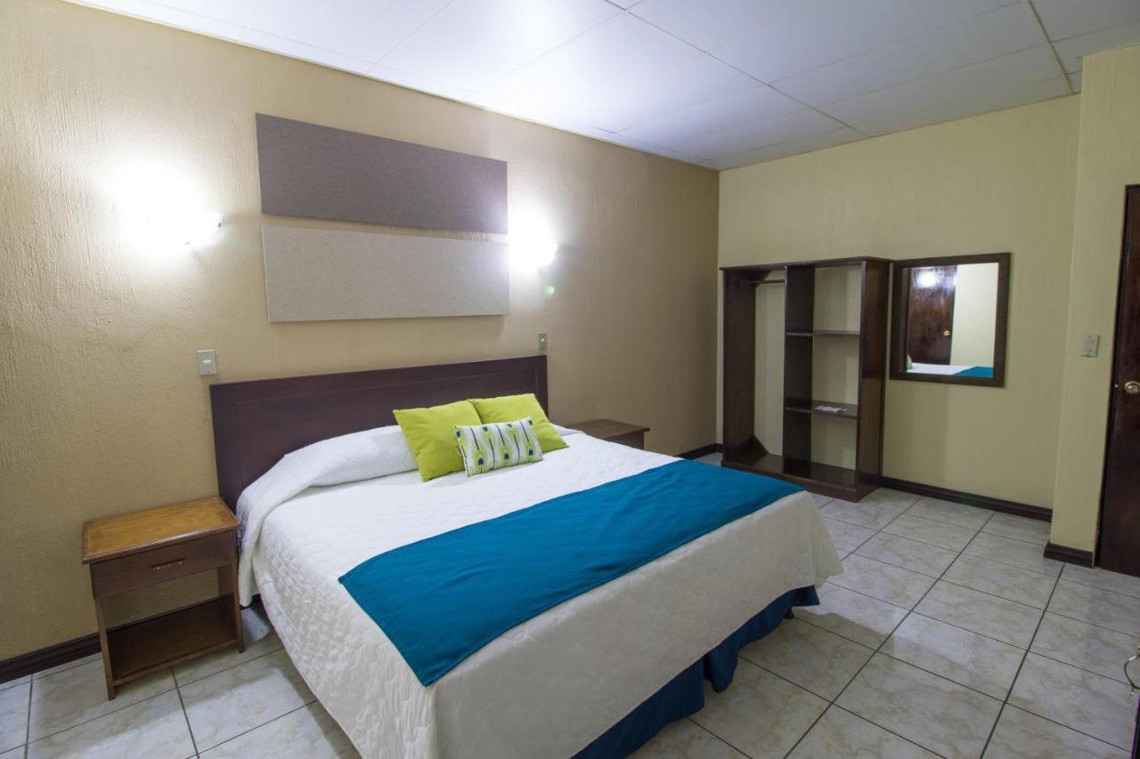Resort Y Parque Acuatico Valle Dorado Эль-Росарио Экстерьер фото