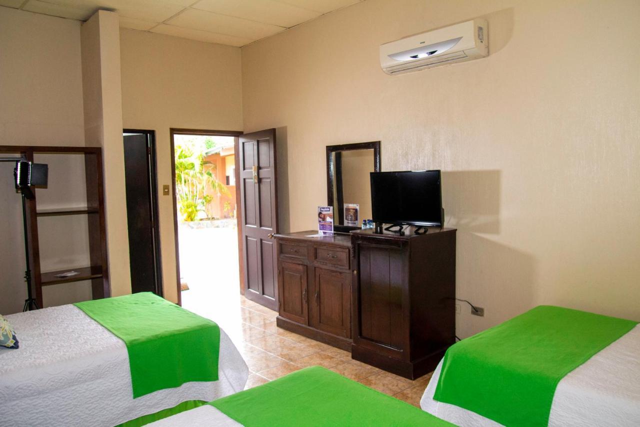 Resort Y Parque Acuatico Valle Dorado Эль-Росарио Экстерьер фото