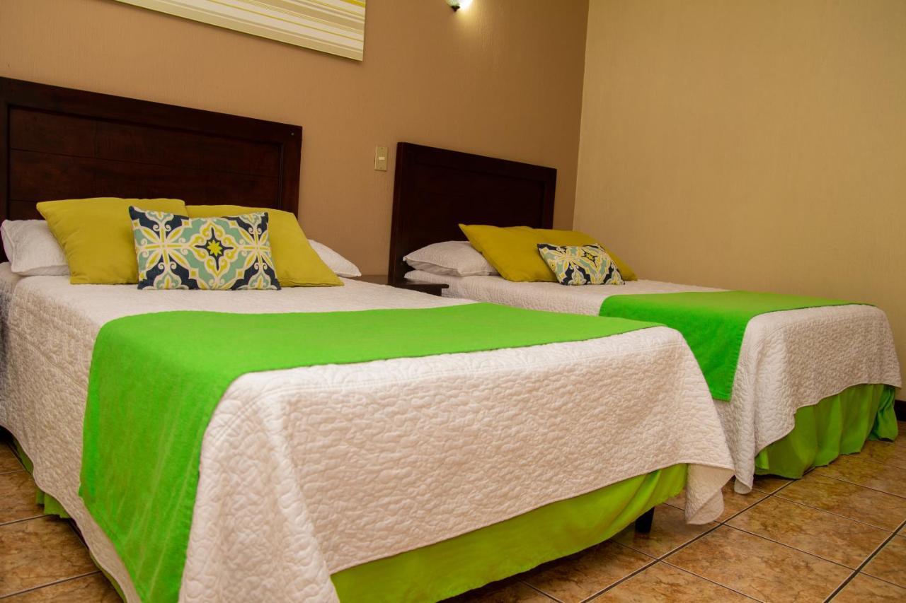Resort Y Parque Acuatico Valle Dorado Эль-Росарио Экстерьер фото