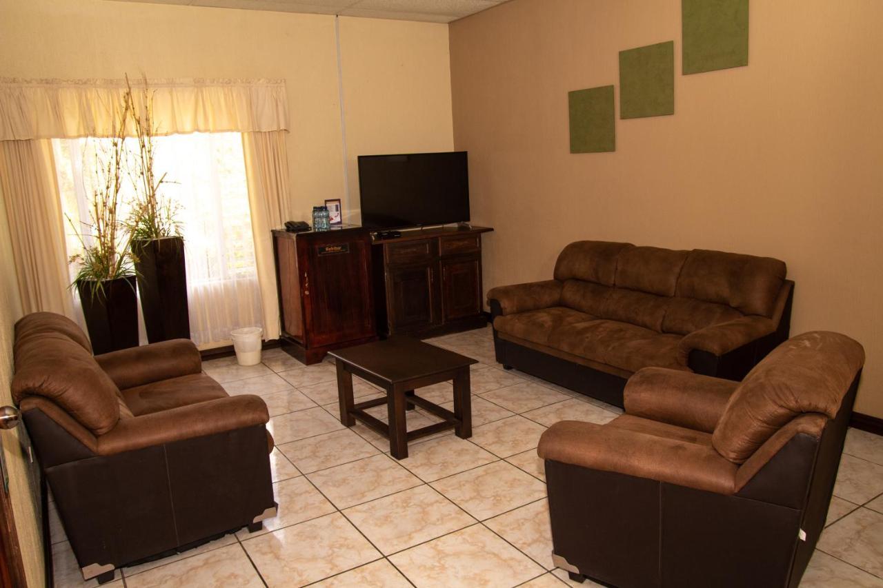 Resort Y Parque Acuatico Valle Dorado Эль-Росарио Экстерьер фото
