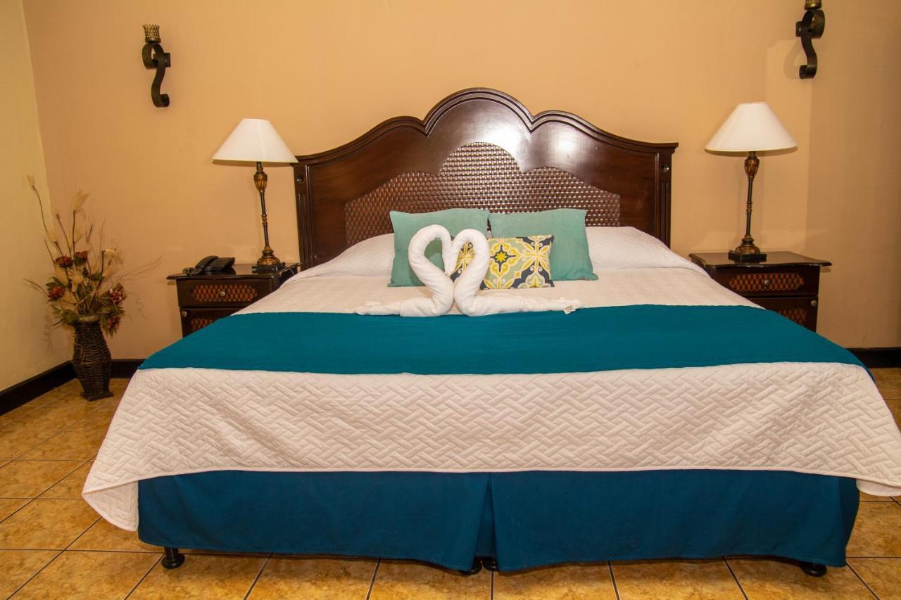Resort Y Parque Acuatico Valle Dorado Эль-Росарио Экстерьер фото